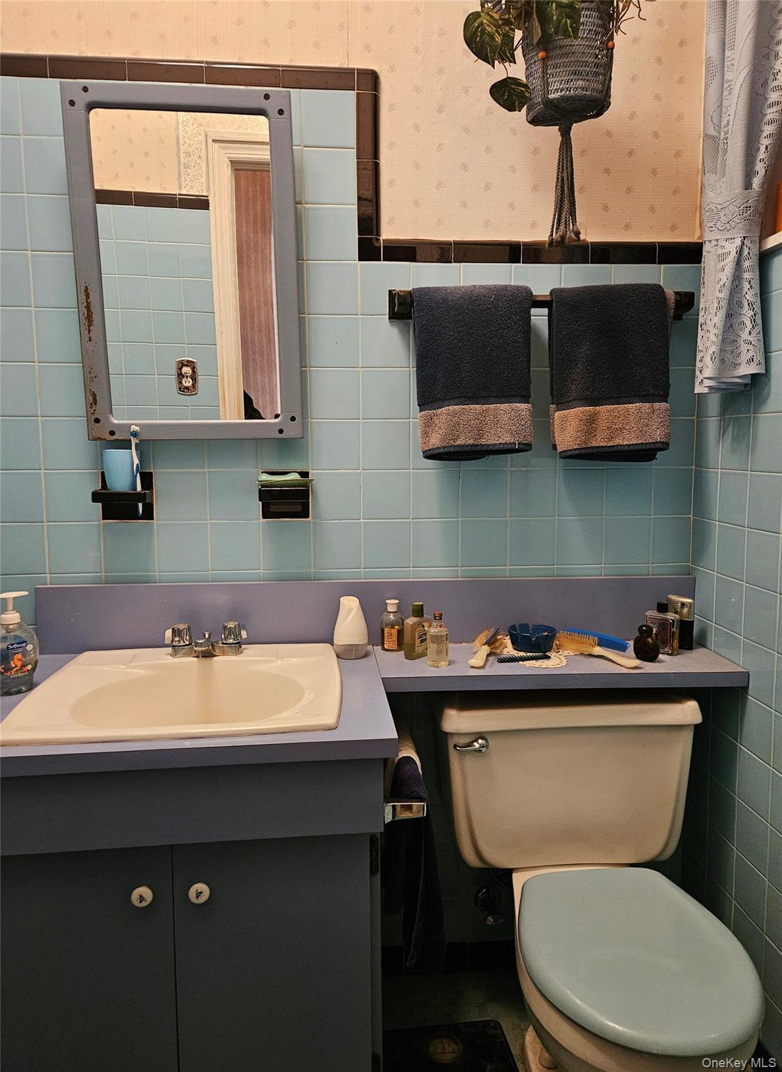 #9 photo, 72-34 61 Street, Ridgewood , NY 11385