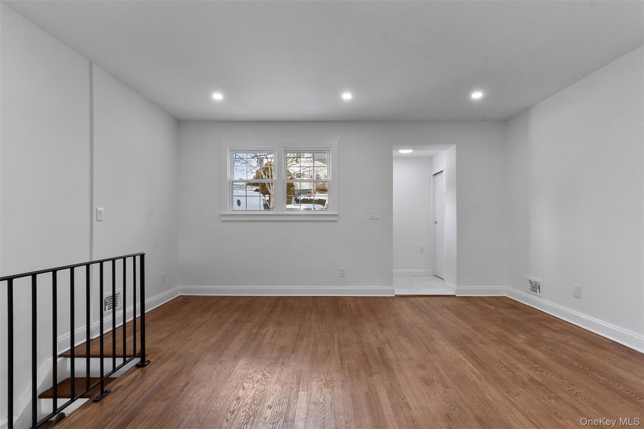 #20 photo, 28 Elissa Lane, Yonkers , NY 10710