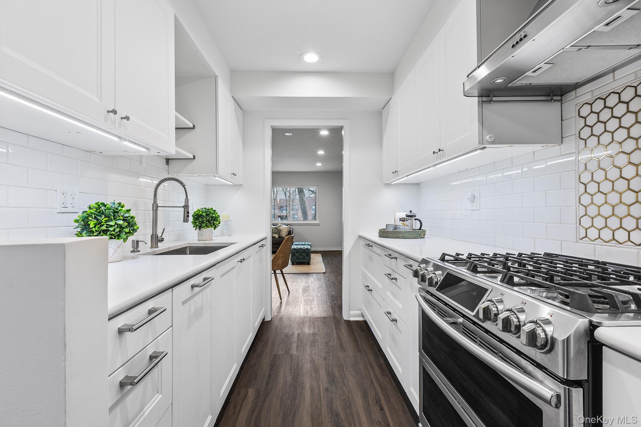 #4 photo, 25 Barker Street, Mount Kisco , NY 10549