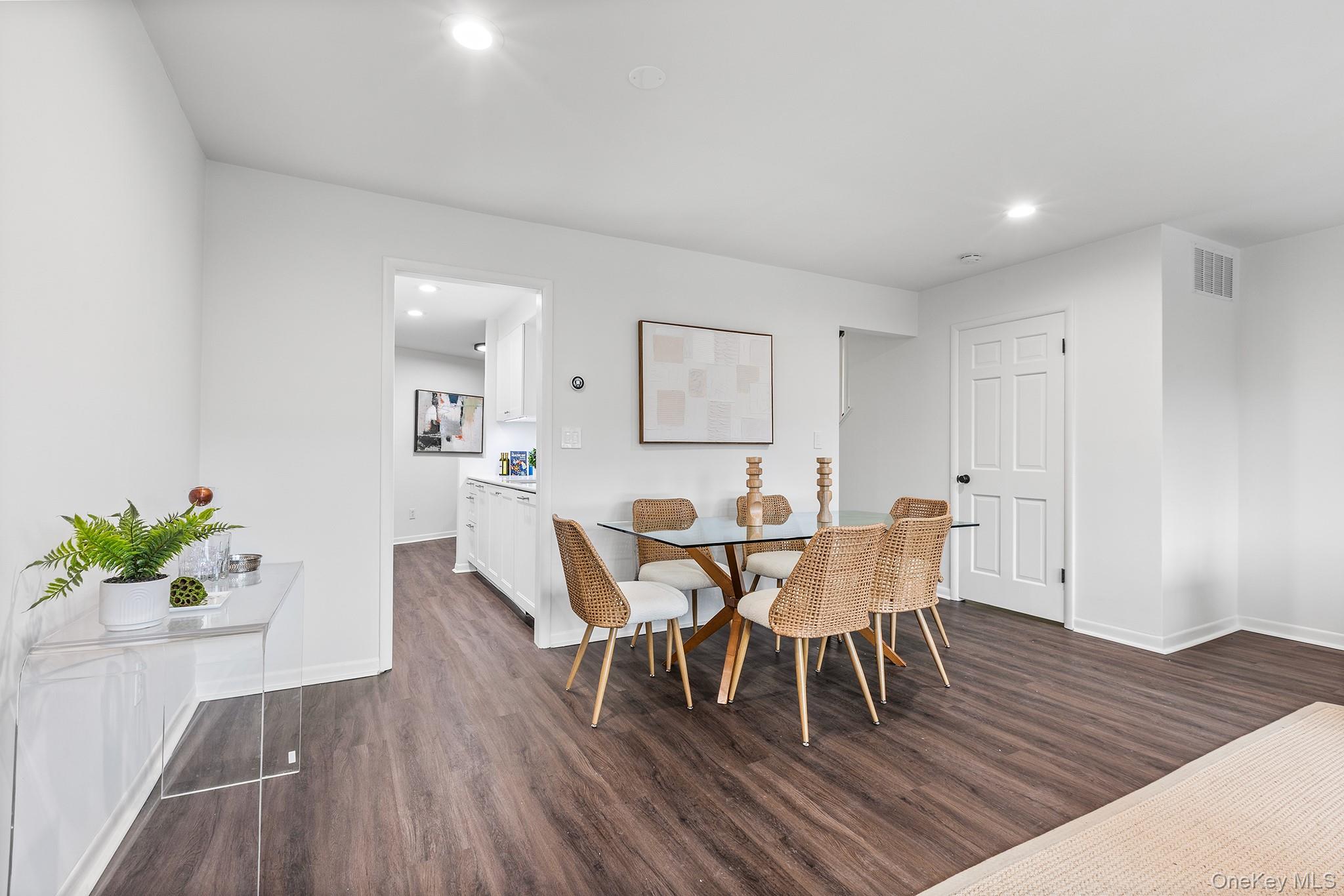 #9 photo, 25 Barker Street, Mount Kisco , NY 10549