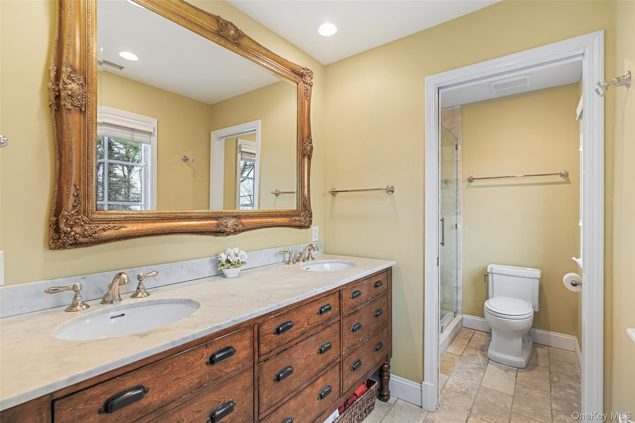 #17 photo, 6 Old Oak Road, Rye Brook , NY 10573