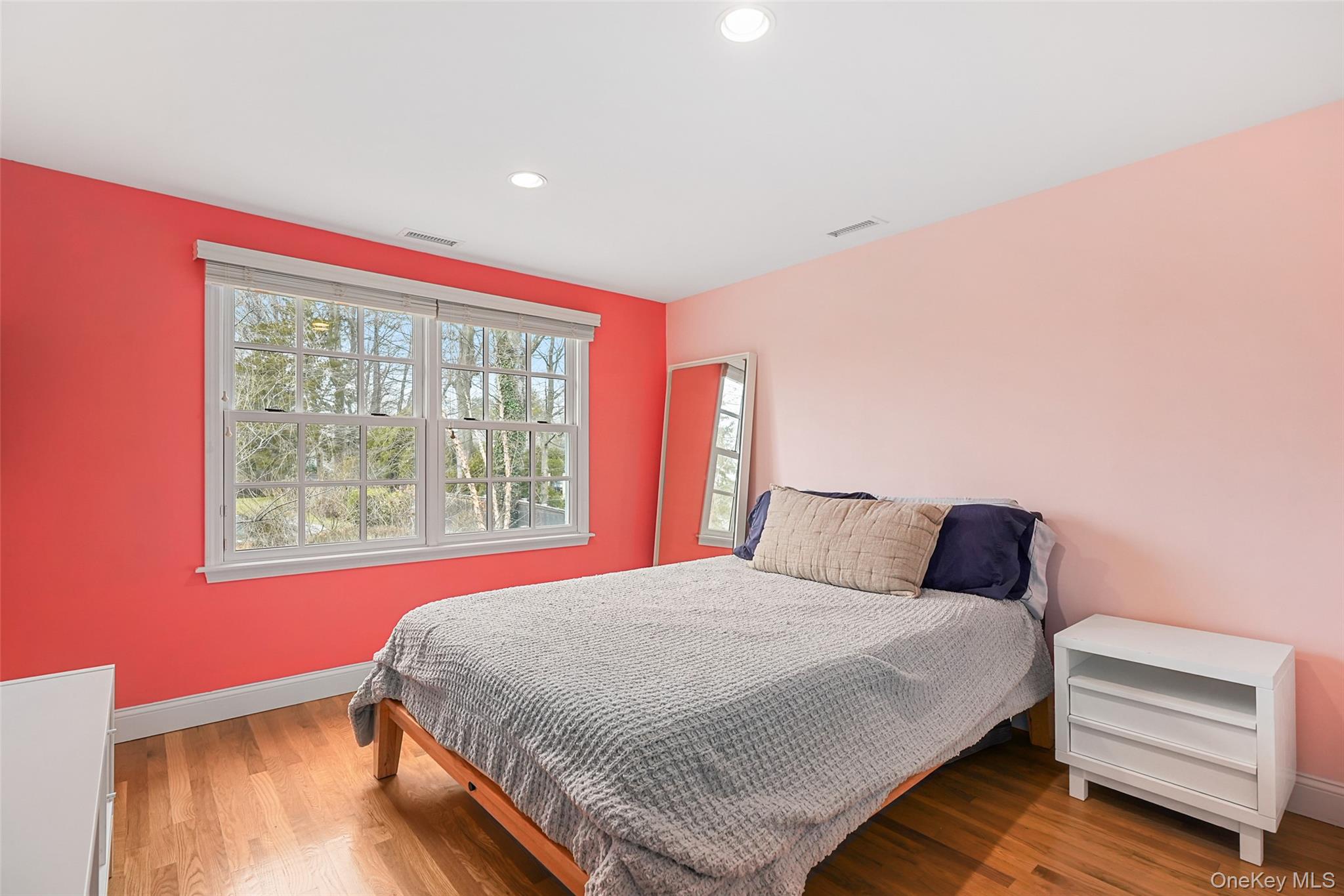 #20 photo, 6 Old Oak Road, Rye Brook , NY 10573