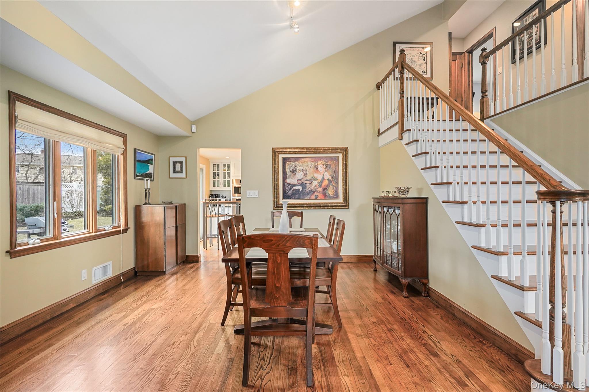 #9 photo, 6 Old Oak Road, Rye Brook , NY 10573