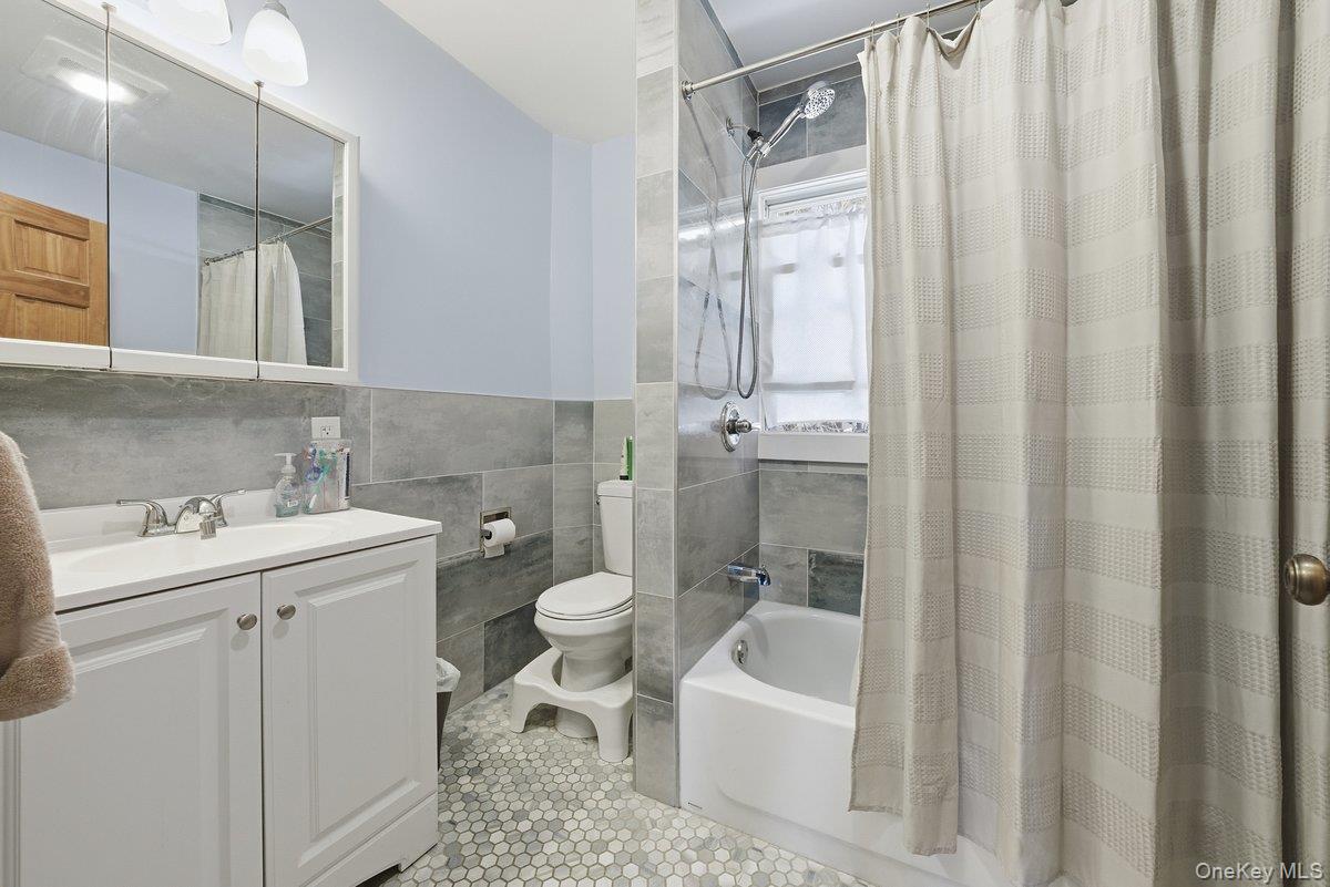 #16 photo, 96 Gordon Street, Yonkers , NY 10701