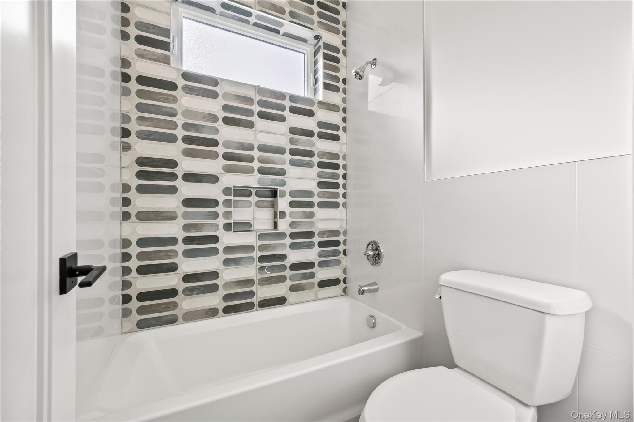 #17 photo, 10 Memorial Park, Spring Valley , NY 10977