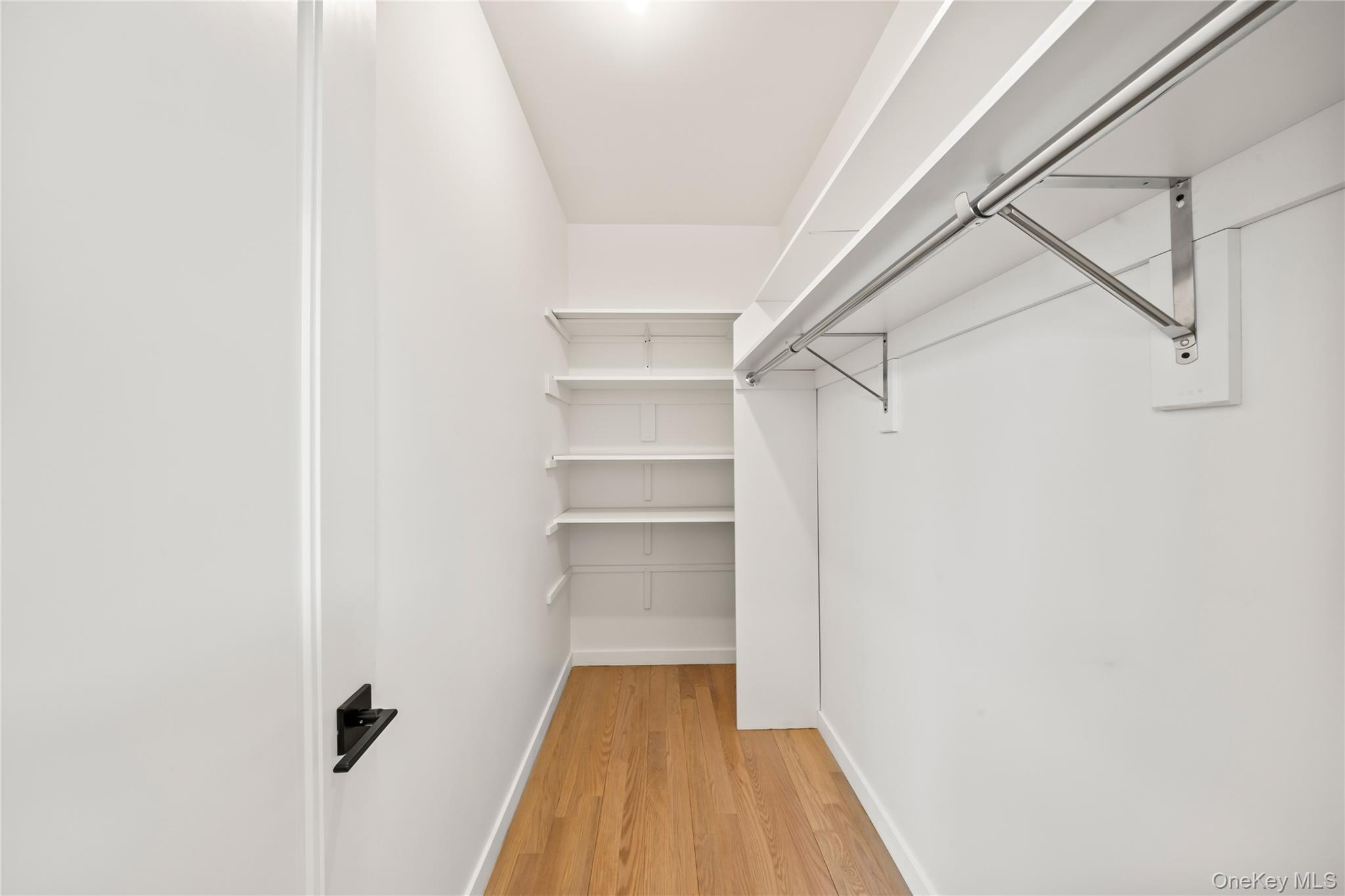 #20 photo, 10 Memorial Park, Spring Valley , NY 10977