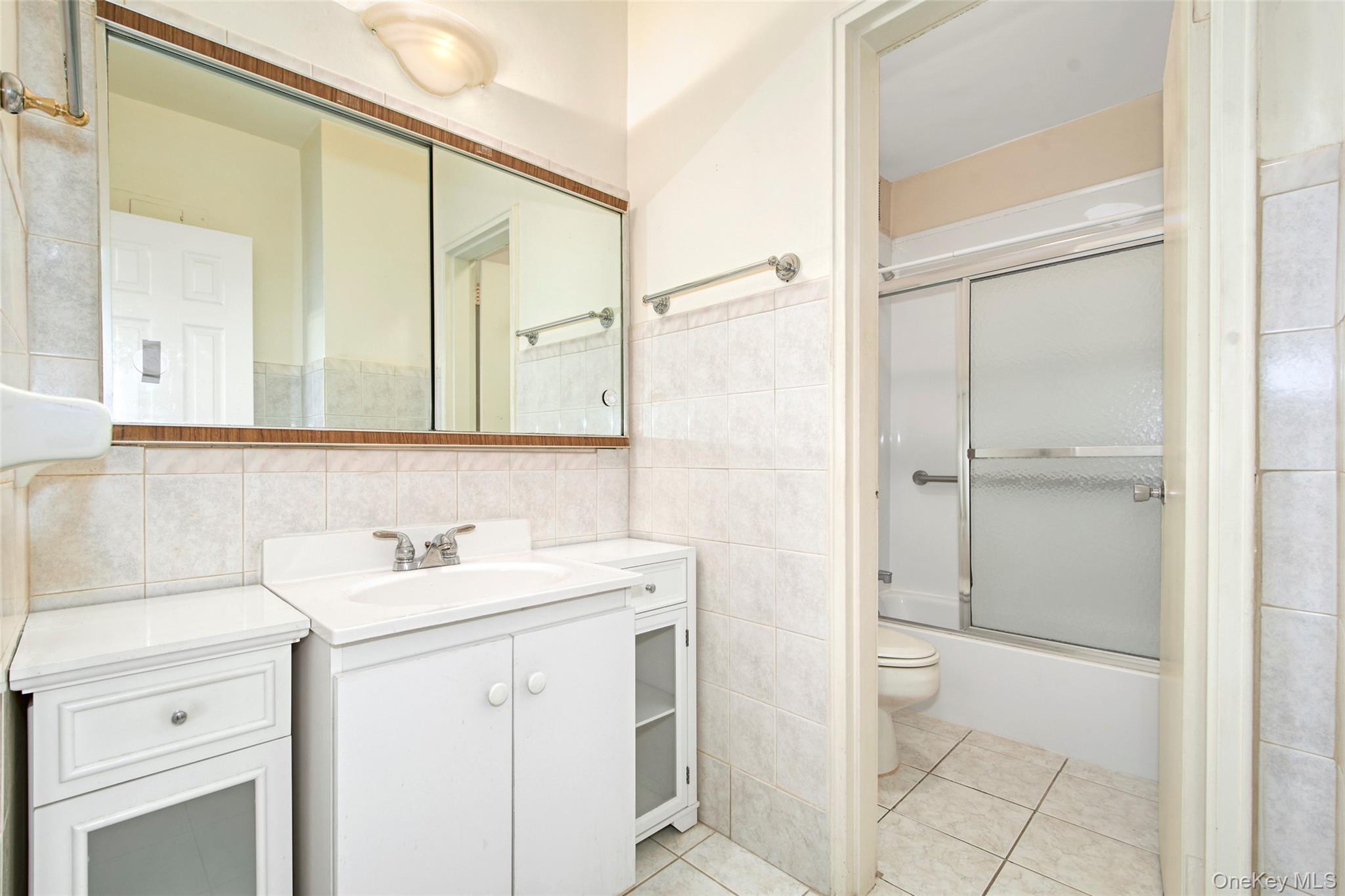 #12 photo, 360 Westchester Avenue, Port Chester , NY 10573