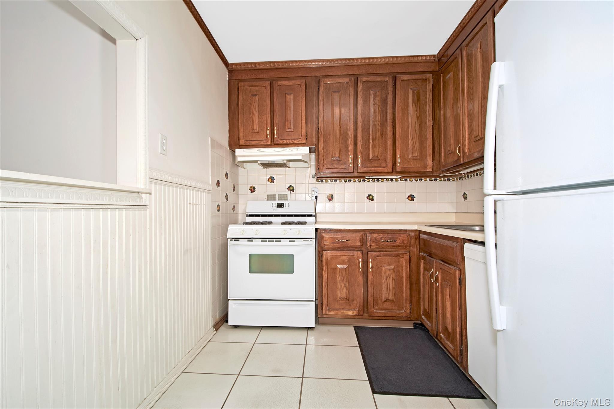 #7 photo, 360 Westchester Avenue, Port Chester , NY 10573