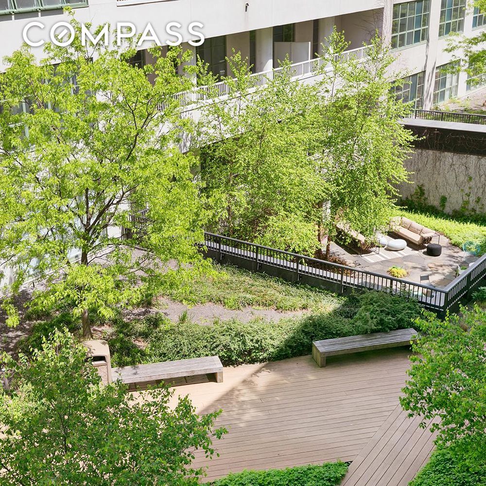 #14 photo, 184 Kent Avenue, Williamsburg , NY 11249