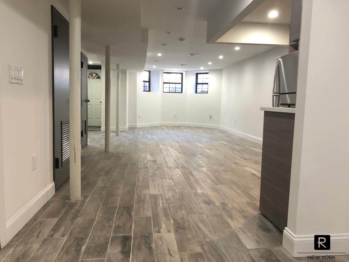 #4 photo, Glendale, Glendale , NY 11385