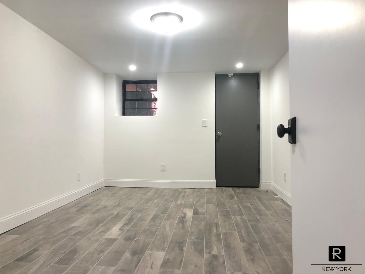 #6 photo, Glendale, Glendale , NY 11385