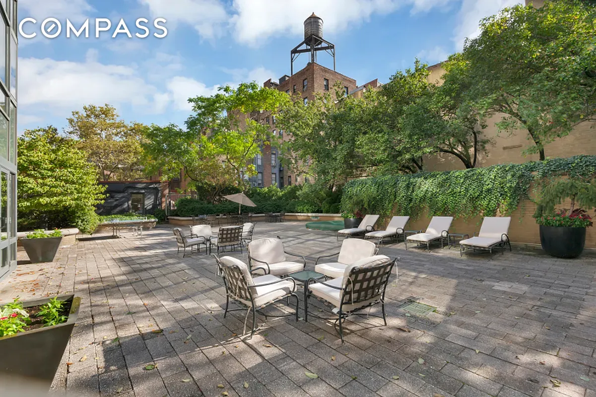 #19 photo, New York City, Upper West Side , NY 10023