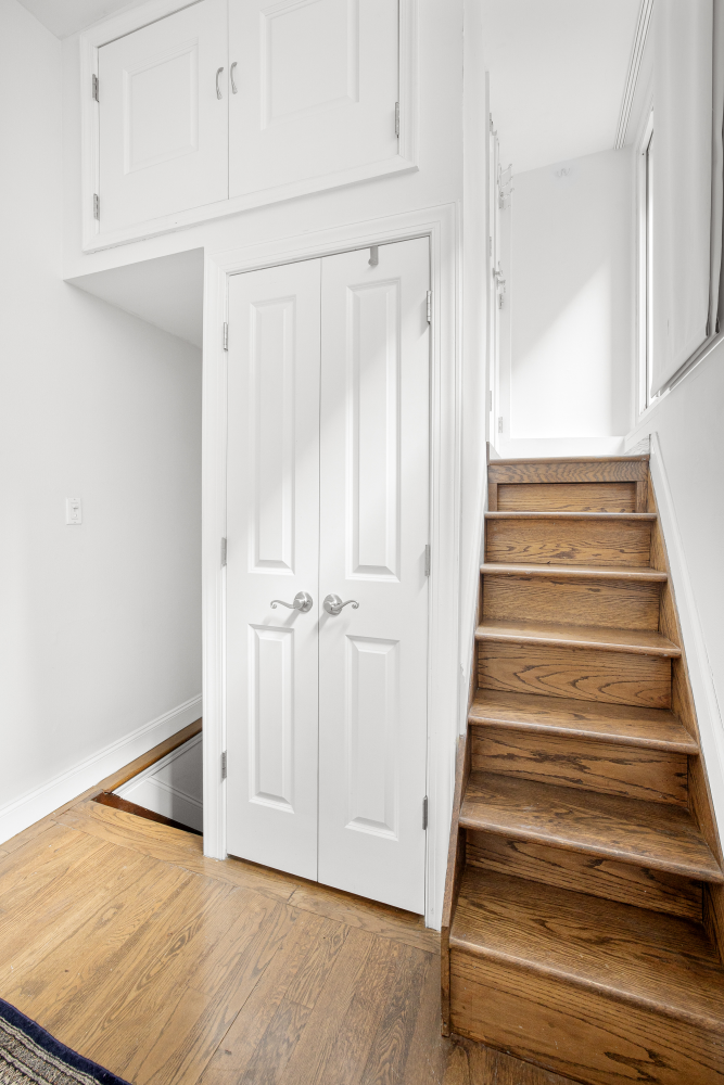 #8 photo, 171 W 73RD Street, Upper West Side , NY 10023