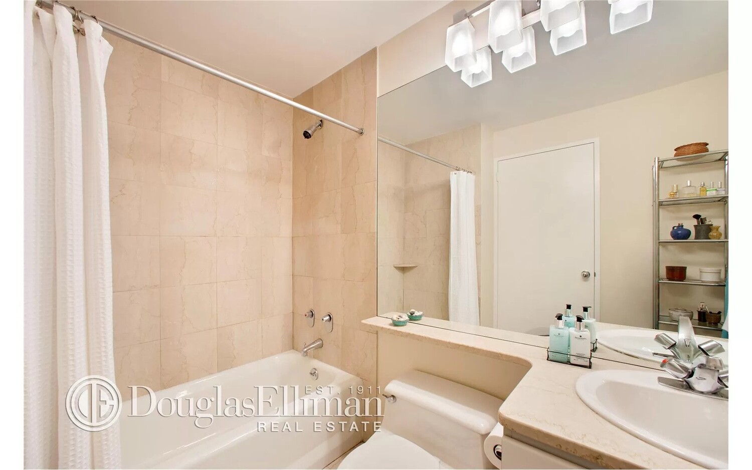 #4 photo, 311 GREENWICH Street, Tribeca , NY 10013