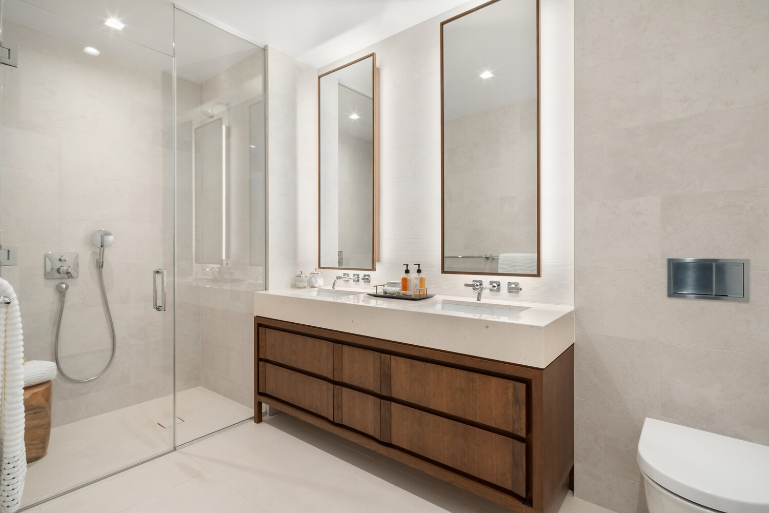 #8 photo, 212 W 93RD Street, Upper West Side , NY 10025