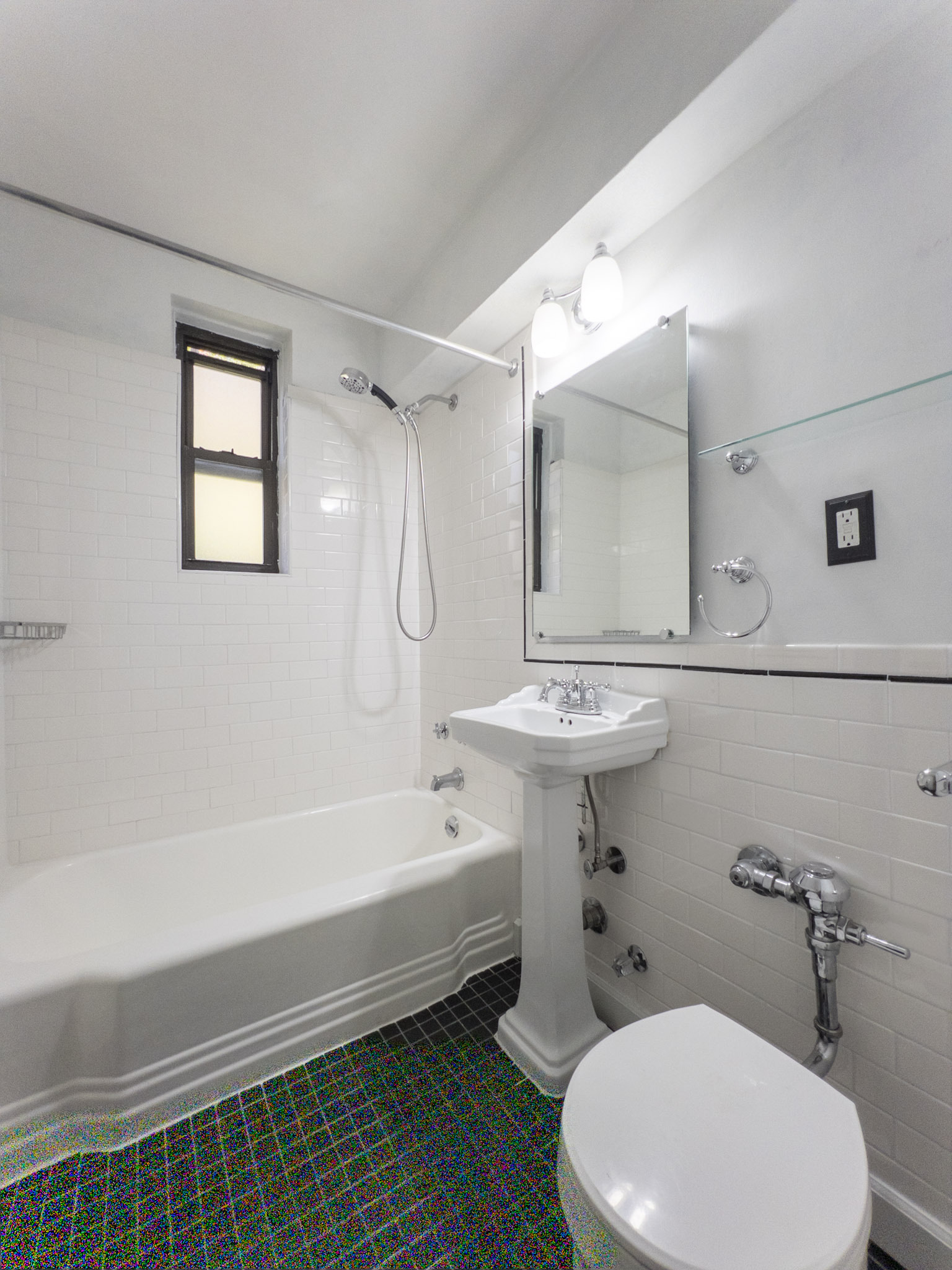 #6 photo, 3535 Kings College Place, Norwood , NY 10467