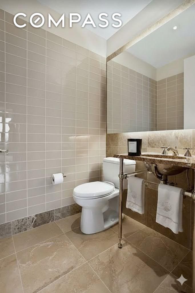 #10 photo, New York City, Lenox Hill , NY 10021