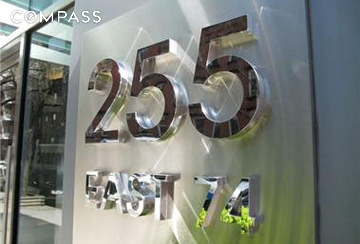 #16 photo, New York City, Lenox Hill , NY 10021