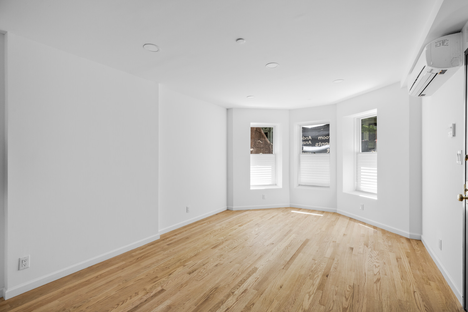 #1 photo, 113 BAINBRIDGE Street, Stuyvesant Heights , NY 11233