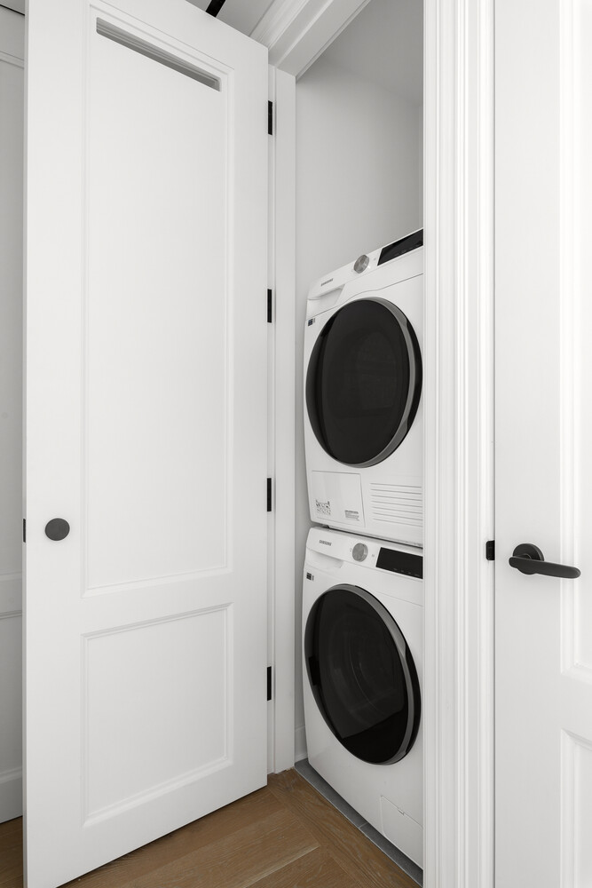 #7 photo, 520 5TH Avenue, Midtown , NY 10036