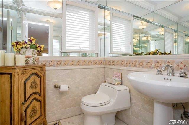 #6 photo, 781 W Park Avenue, Long Beach , NY 11561