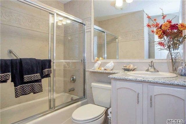 #7 photo, 781 W Park Avenue, Long Beach , NY 11561