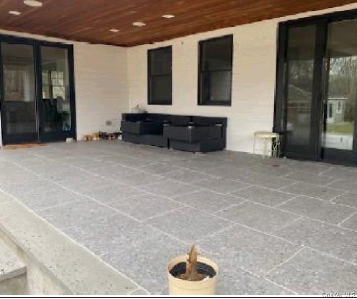 #7 photo, 67 Squiretown Road, Hampton Bays , NY 11946