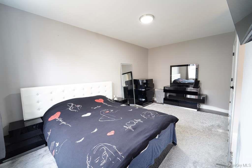 #9 photo, 141-35 78th Road, Kew Garden Hills , NY 11367