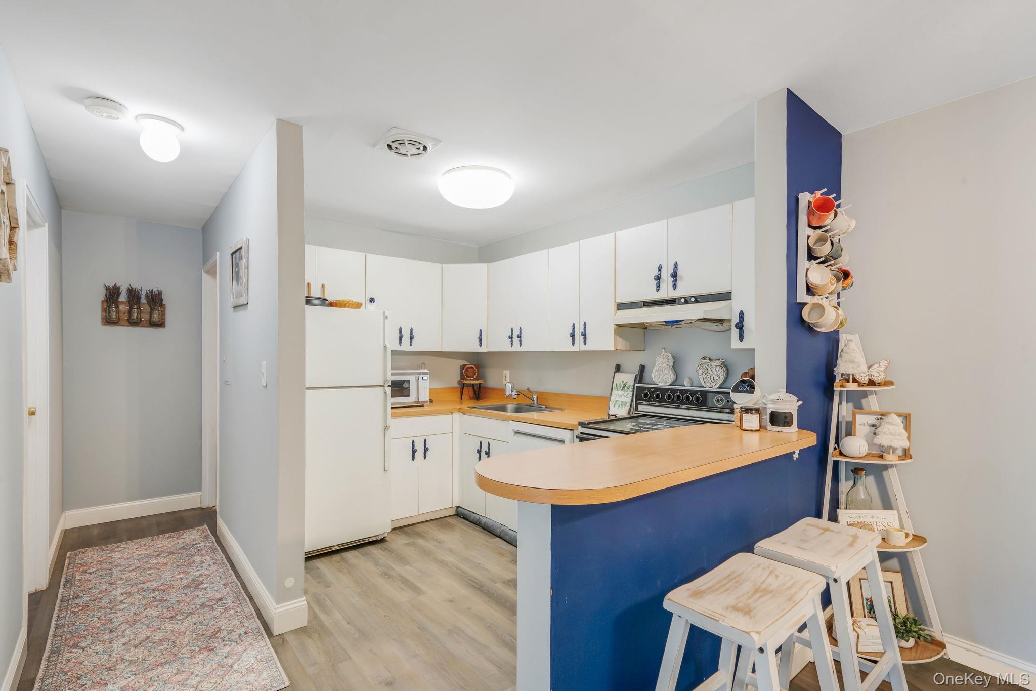 #7 photo, 100 Connetquot Avenue, East Islip , NY 11730