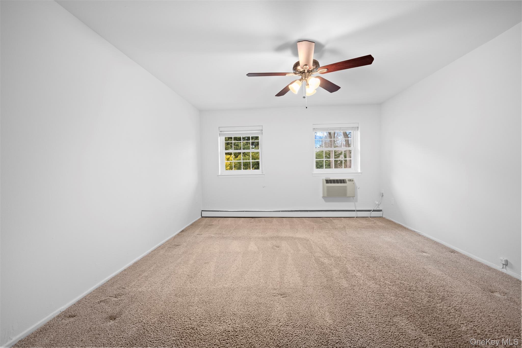 #11 photo, 252 Village Drive, Саффолк ‖ Hauppauge , NY 11788