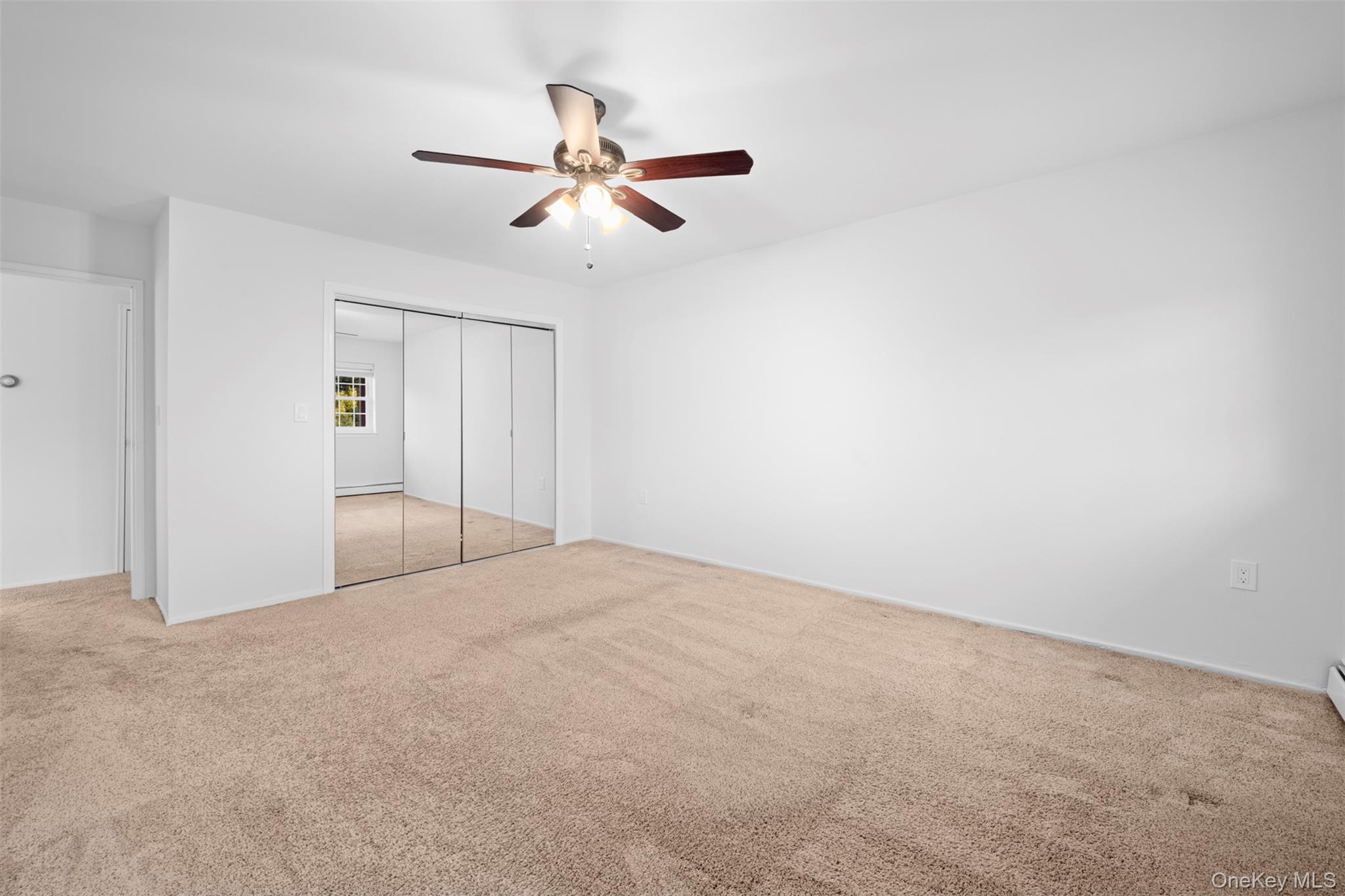 #14 photo, 252 Village Drive, Саффолк ‖ Hauppauge , NY 11788