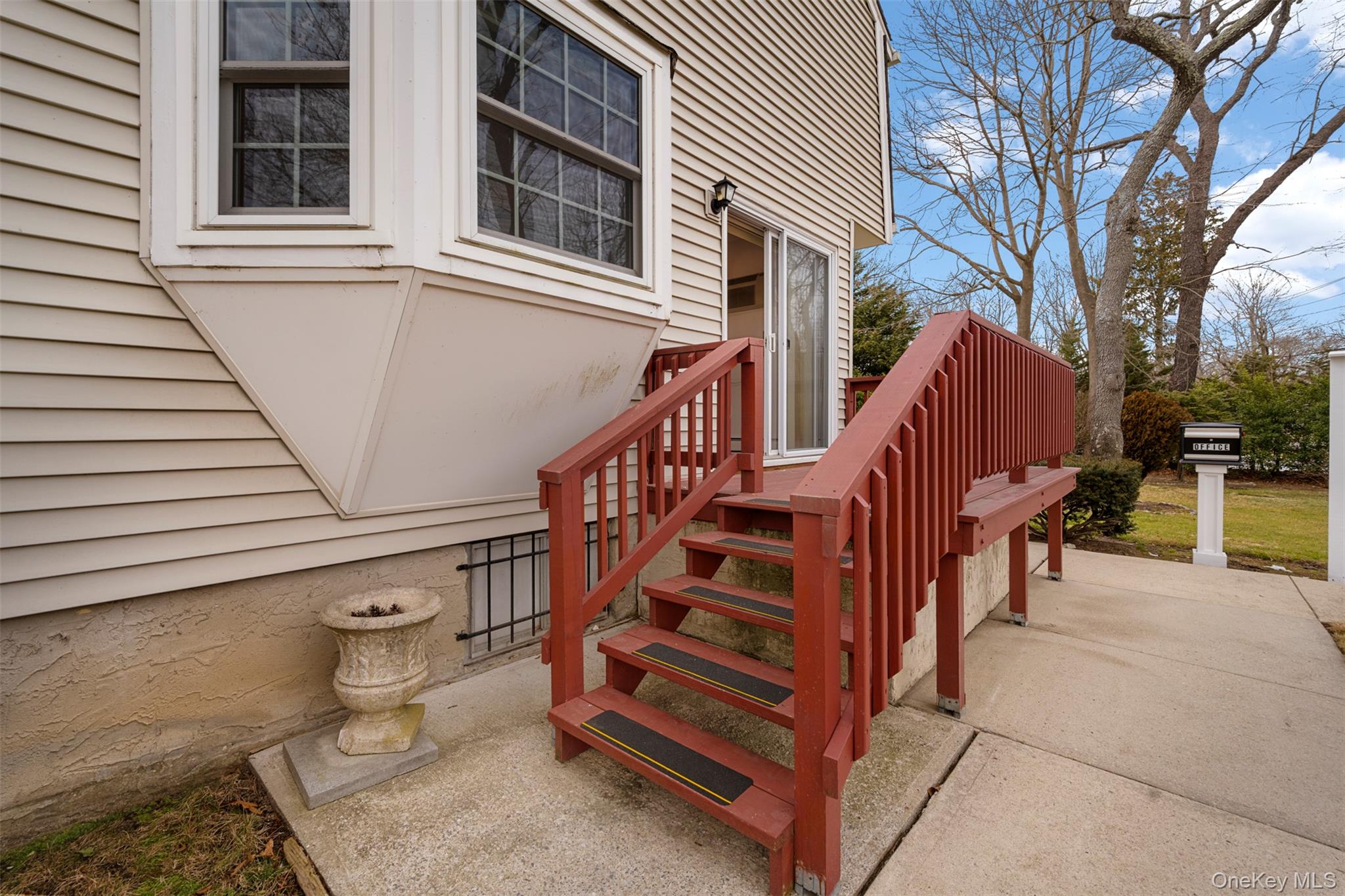 #18 photo, 252 Village Drive, Саффолк ‖ Hauppauge , NY 11788