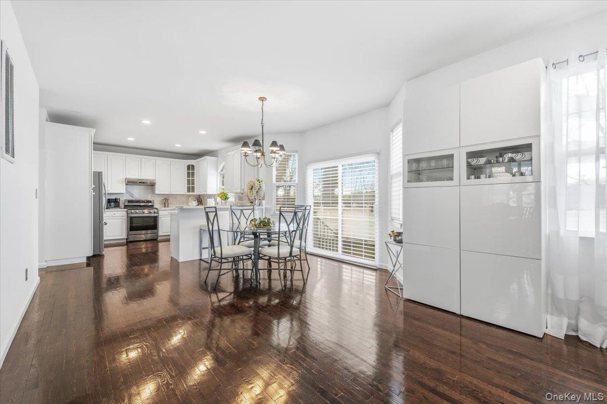 #10 photo, 24 Ridge Court, Hauppauge , NY 11788