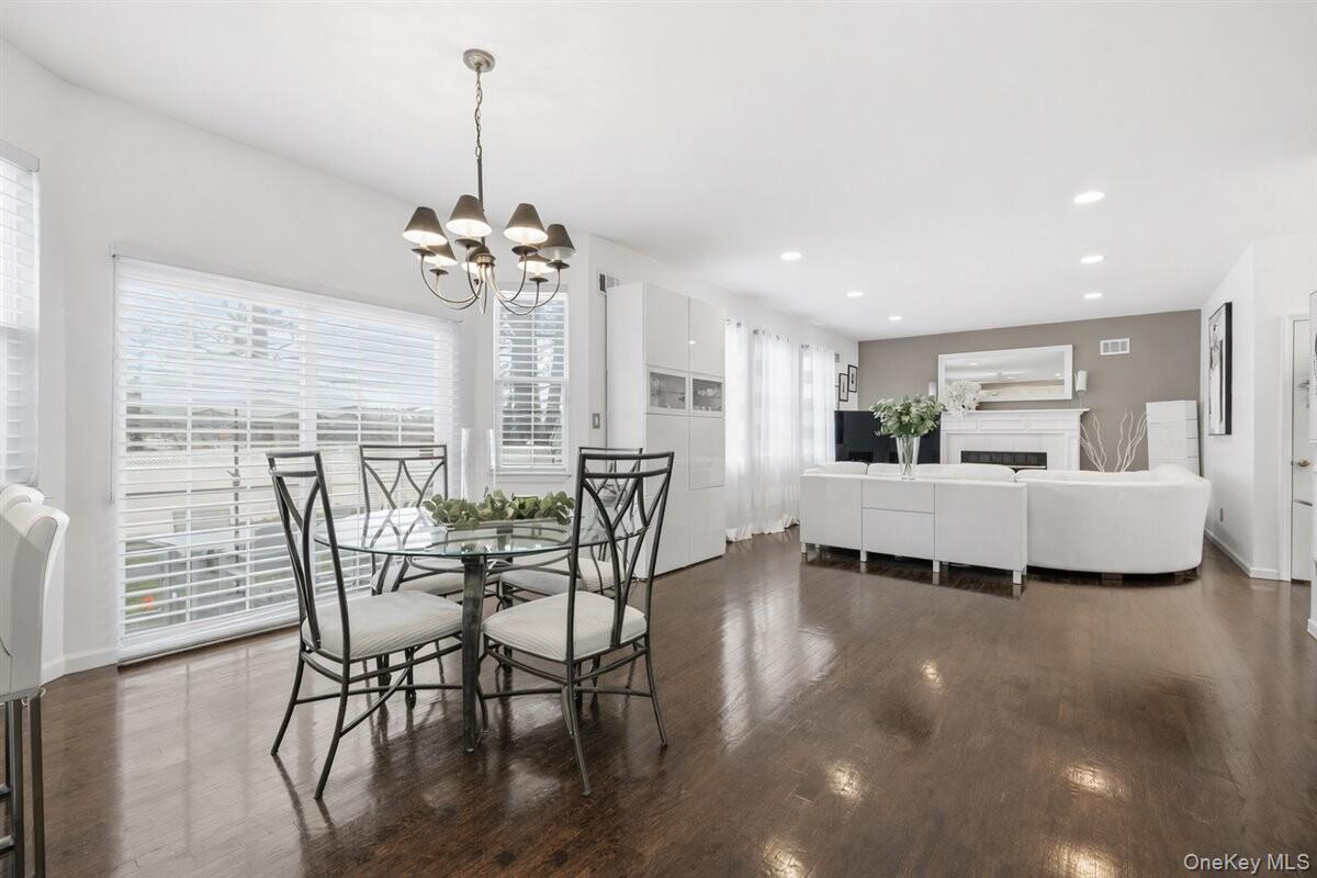 #12 photo, 24 Ridge Court, Hauppauge , NY 11788