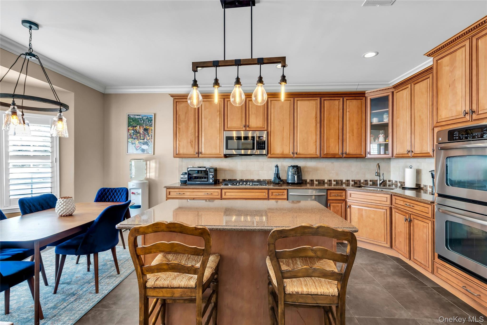 #12 photo, 110 Brattle Circle, Melville , NY 11747