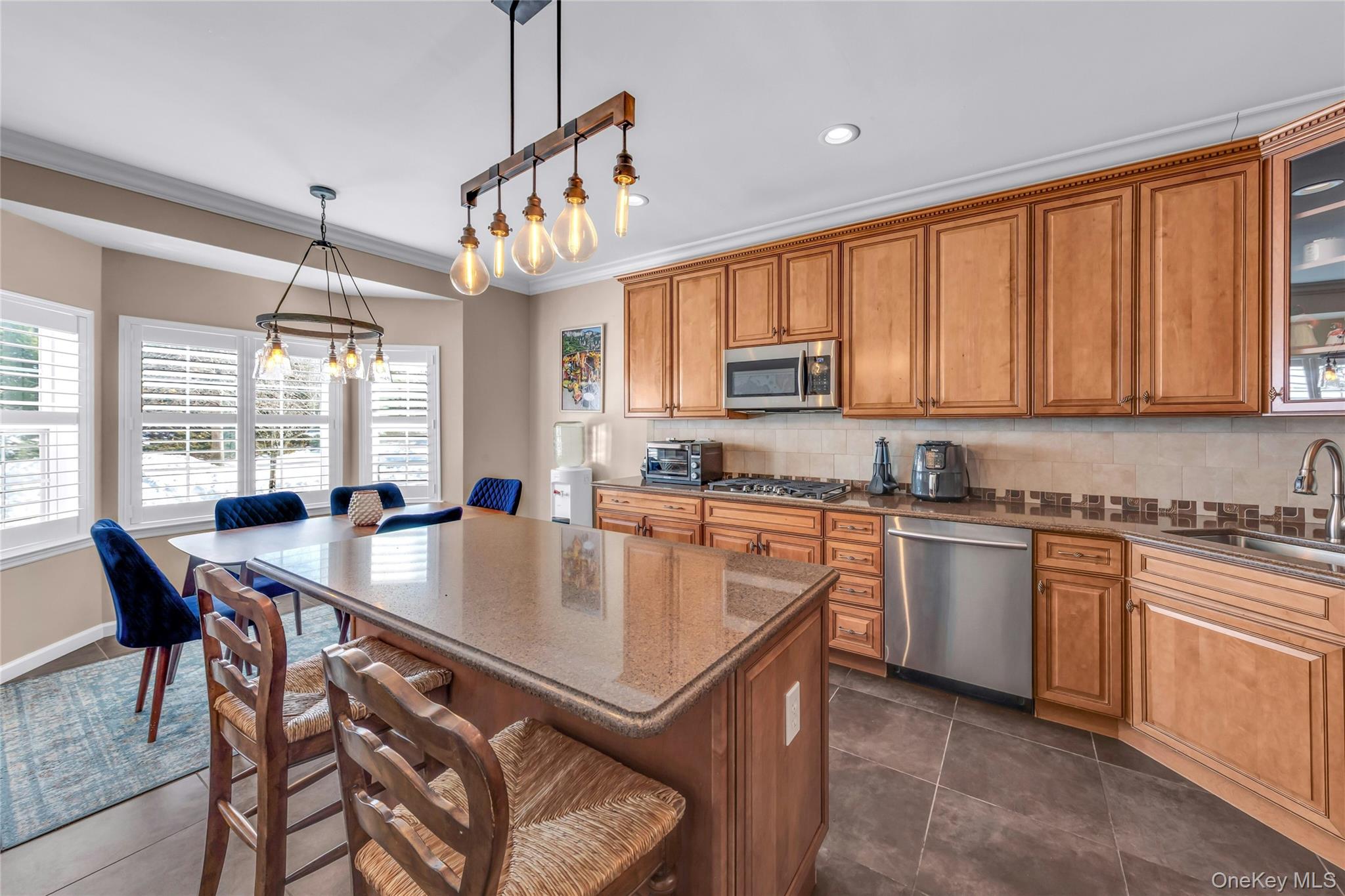 #14 photo, 110 Brattle Circle, Melville , NY 11747