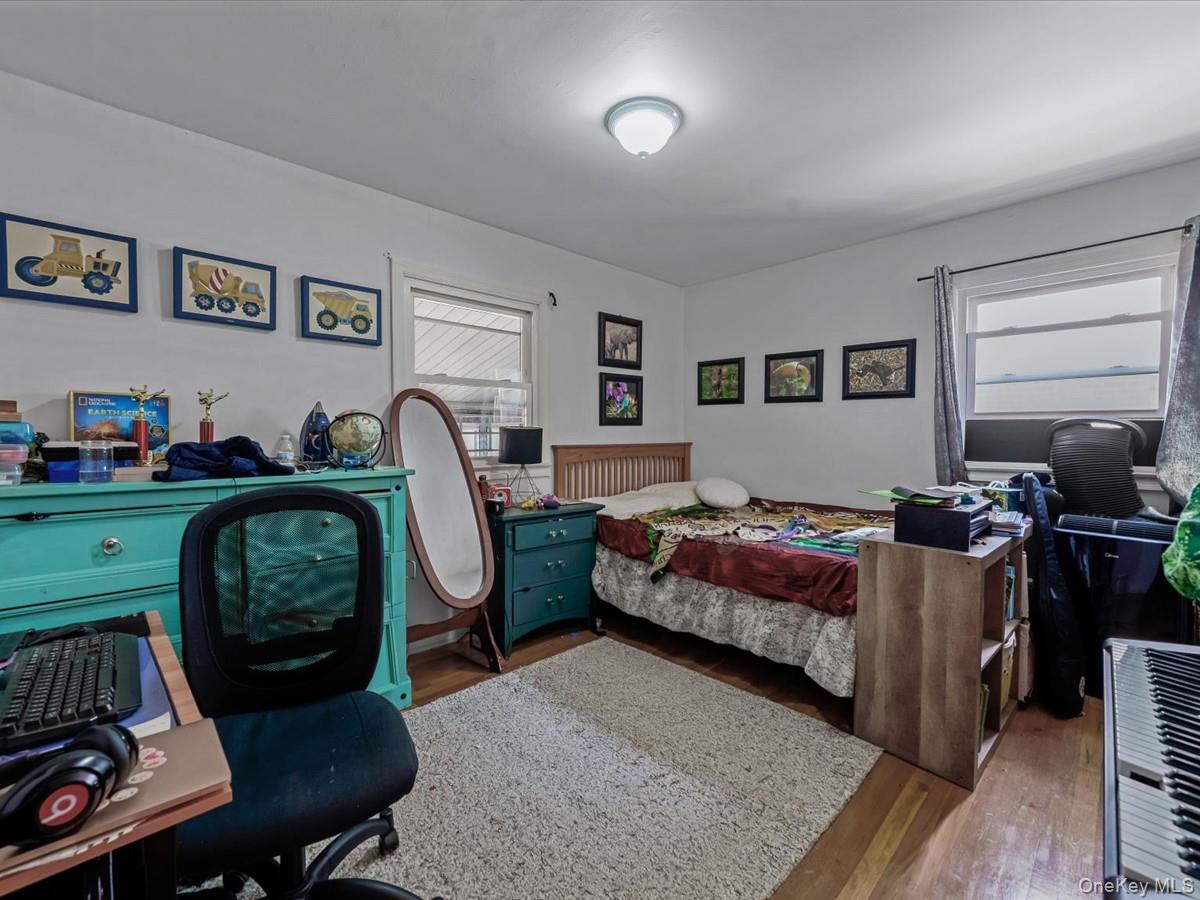 #11 photo, 243-17 72nd Avenue, Douglaston , NY 11362