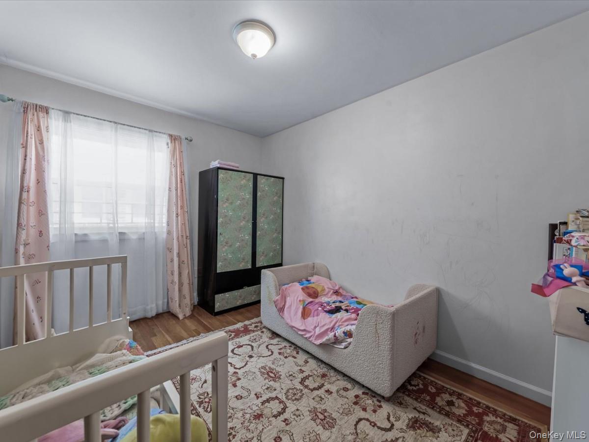 #12 photo, 243-17 72nd Avenue, Douglaston , NY 11362