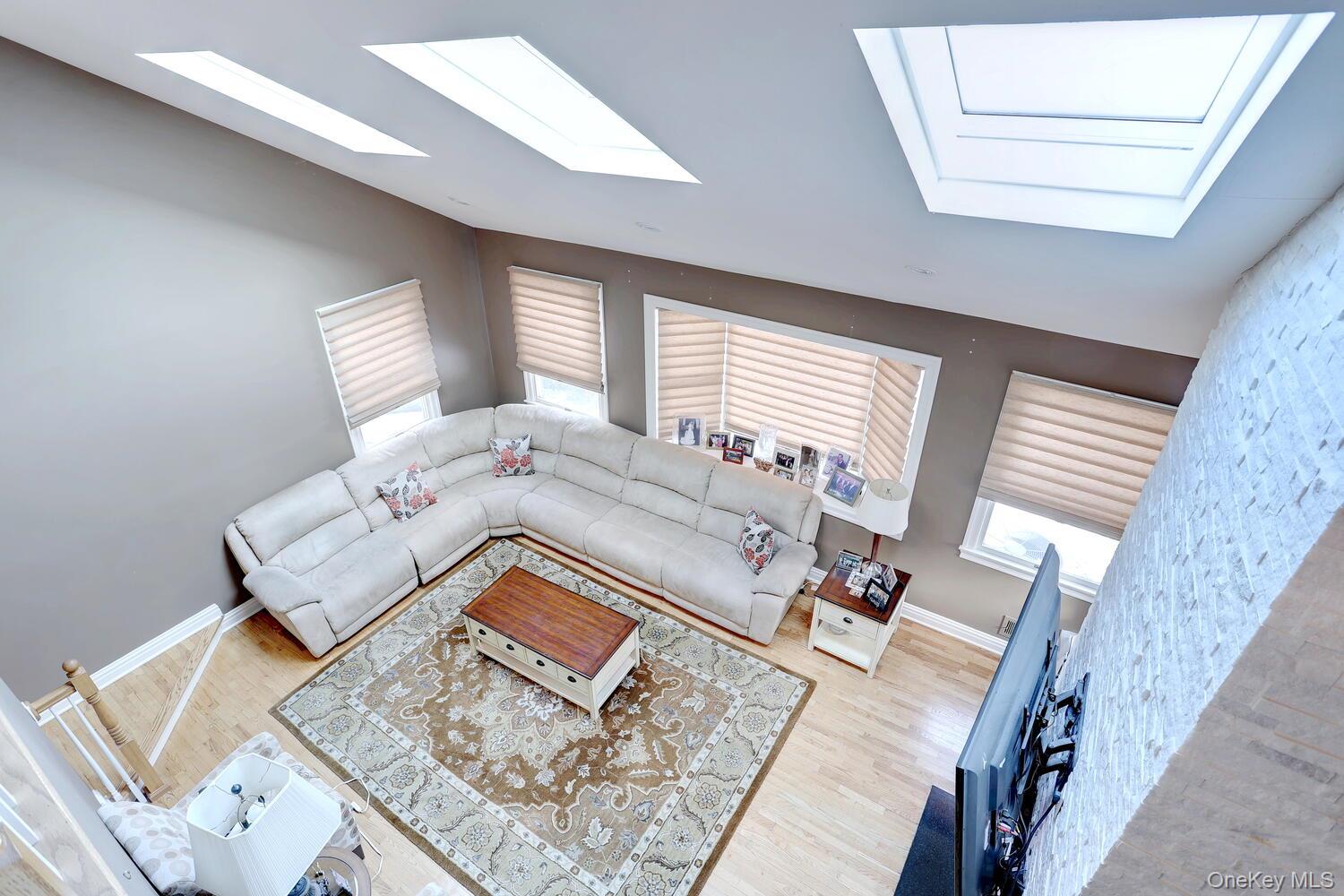 #16 photo, 44 Washington Circle, New City , NY 10956