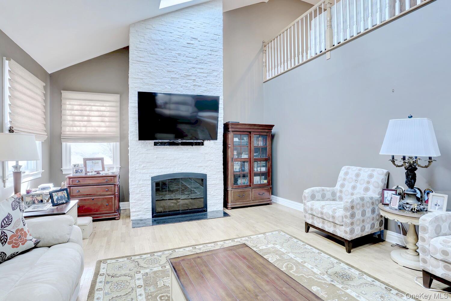 #9 photo, 44 Washington Circle, New City , NY 10956