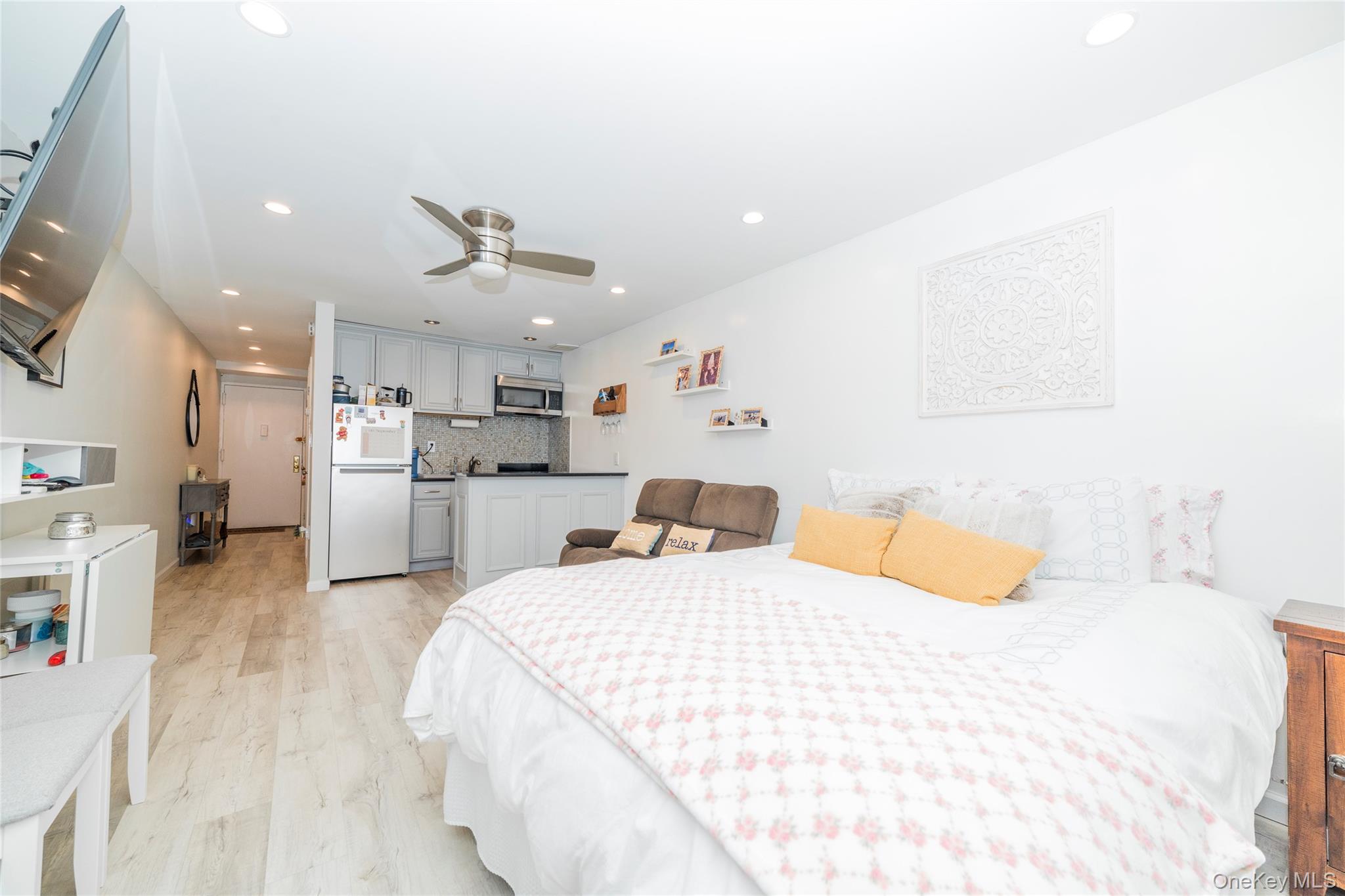 #4 photo, 2261 Palmer Avenue, New Rochelle , NY 10801