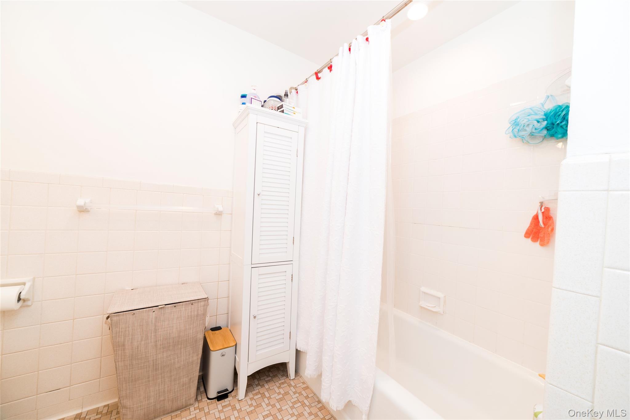 #6 photo, 2261 Palmer Avenue, New Rochelle , NY 10801