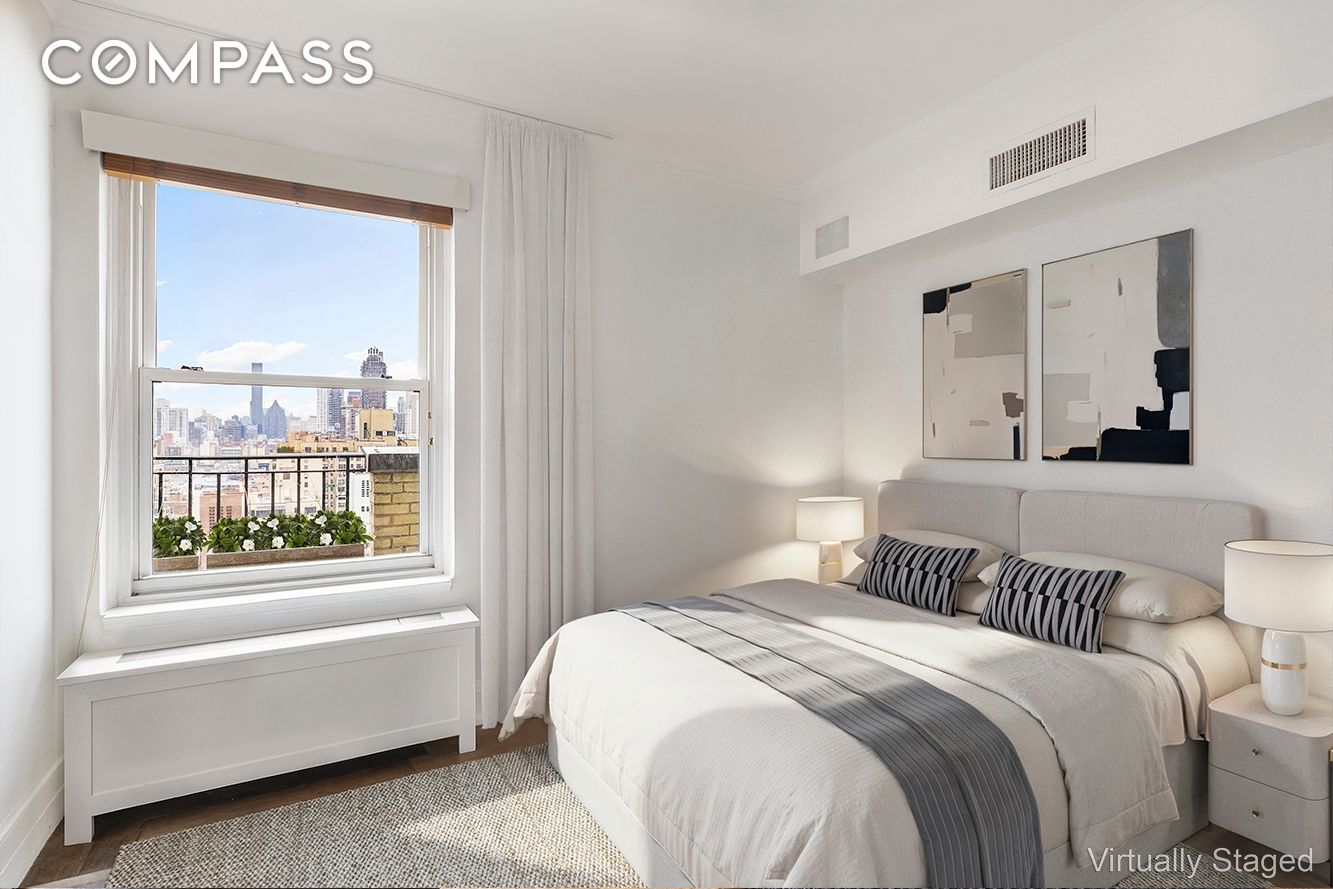 #15 photo, 320 E 72nd Street, Lenox Hill , NY 10021