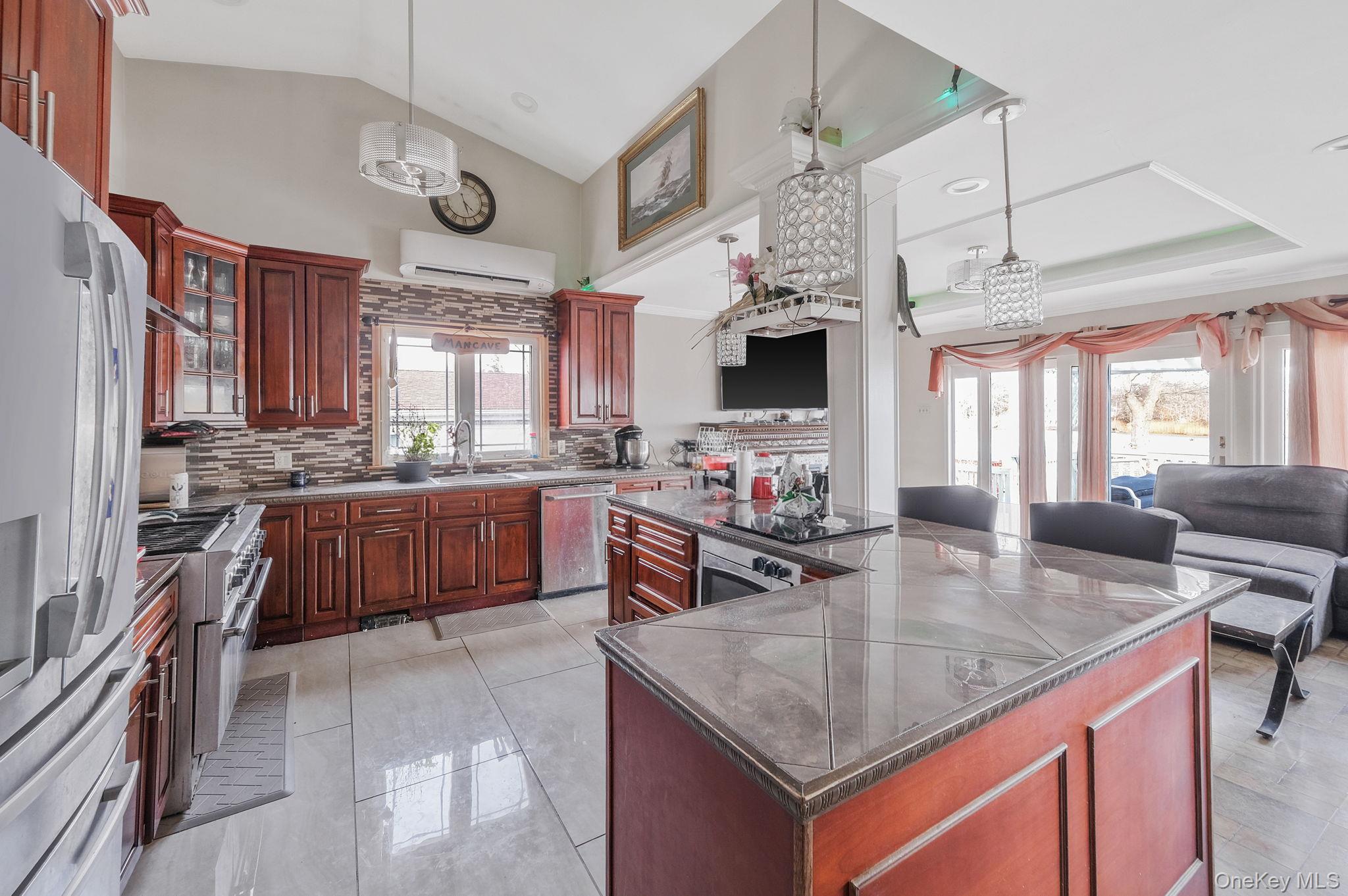 #6 photo, 17 Riverside Avenue, Mastic Beach , NY 11951