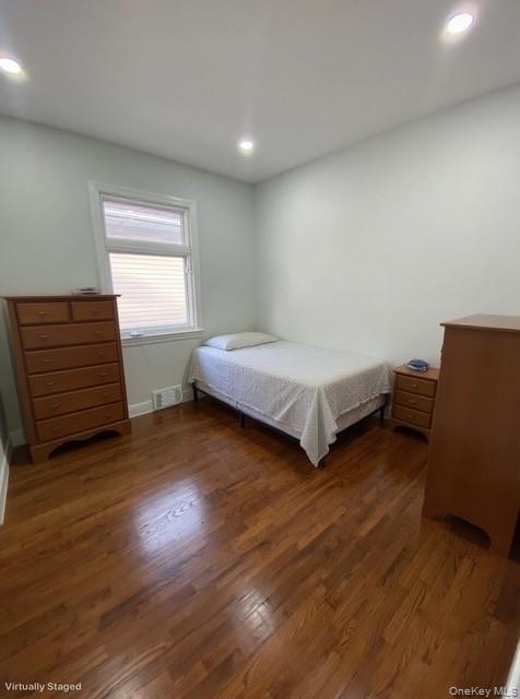 #15 photo, 275 Beachview Street, Copiague , NY 11726