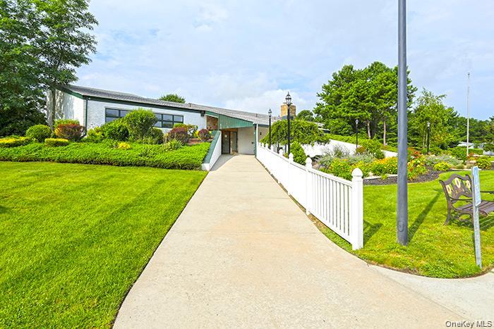 #11 photo, 21 Village Circle, Manorville , NY 11949