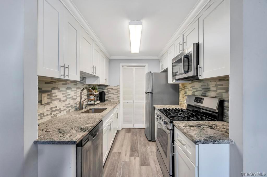 #13 photo, 754 Blue Ridge Drive, Medford , NY 11763