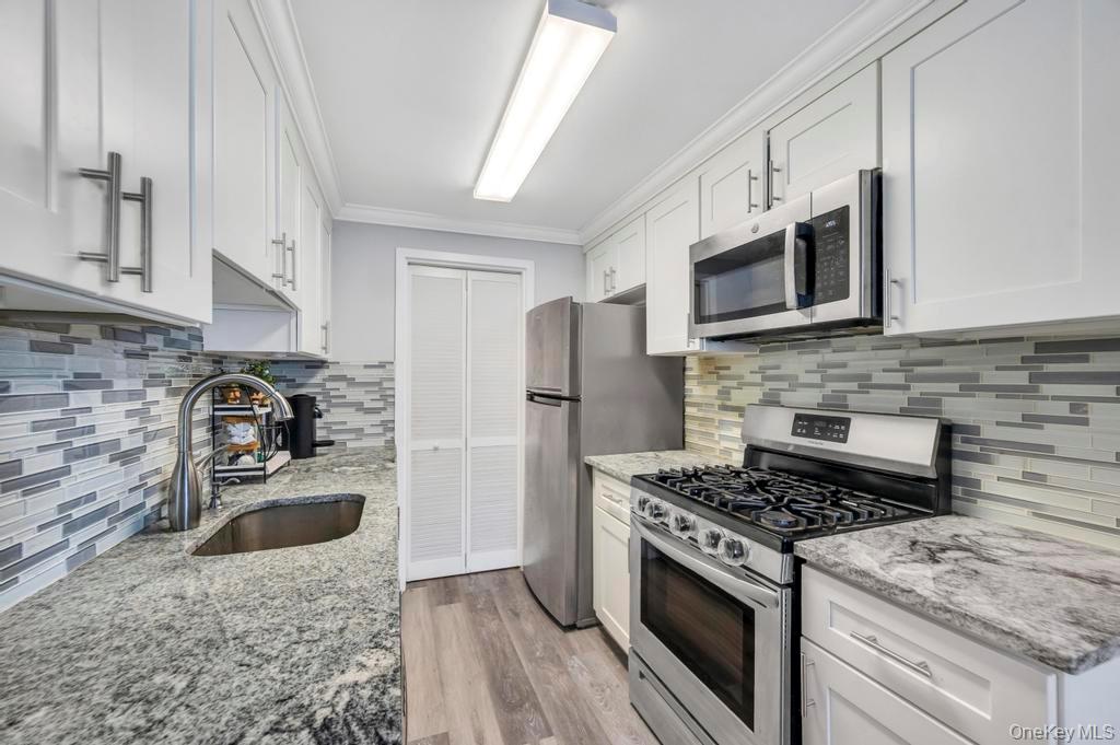 #14 photo, 754 Blue Ridge Drive, Medford , NY 11763