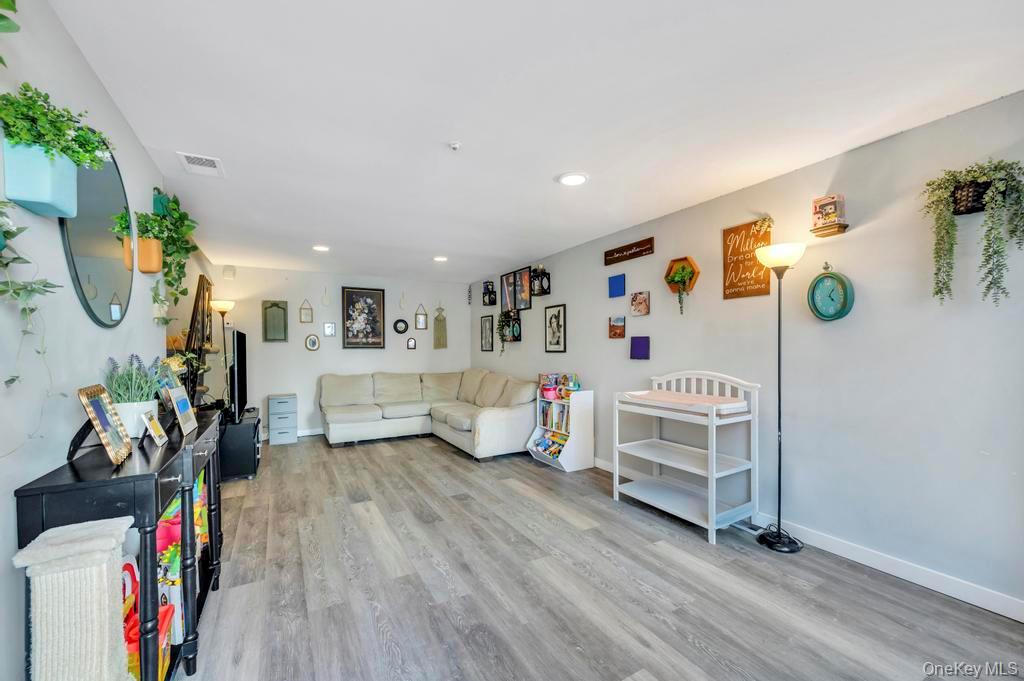 #7 photo, 754 Blue Ridge Drive, Medford , NY 11763