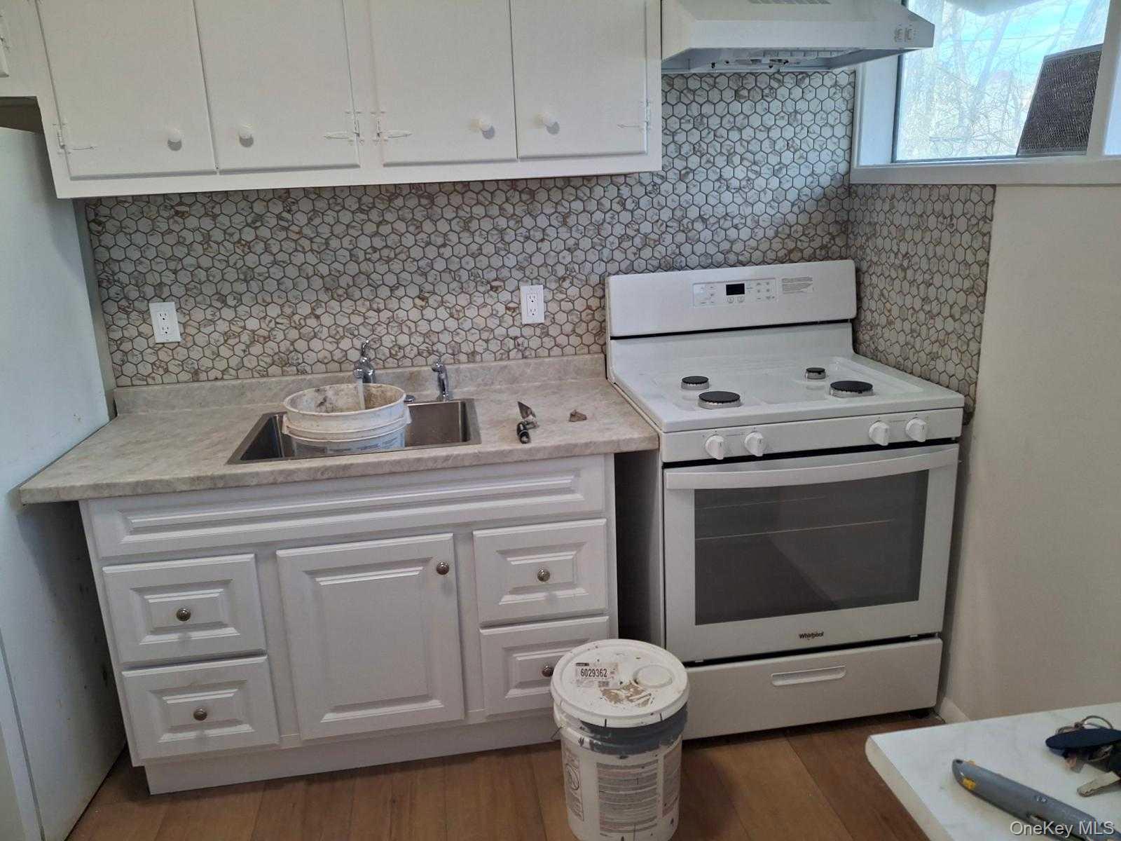 #3 photo, 5 Birch Court, Riverhead , NY 11901